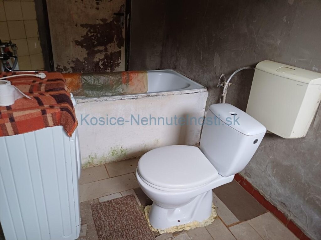 Predaj tehlový byt 1i 42 m2 Smolník okr. Gelnica — foto 7