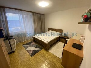 8-izb. RD 300m2, 742m2 poz. + garáž + dielňa + altánok, Trebišov — foto 8