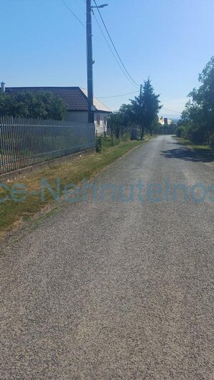 Stavebná parcela 1281m2 intravilán, Malé Ozorovce, okr. Trebišov — foto 4