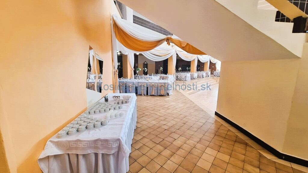Podnikateľský objekt 3240 m2  Veľké Kapušany — foto 27